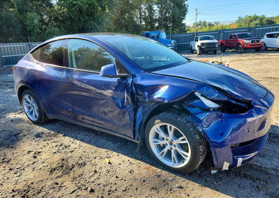 2023 Tesla Model Y, uszkodzenie: Przód, Copart lot 67977496, zdjęcie 4 z 13