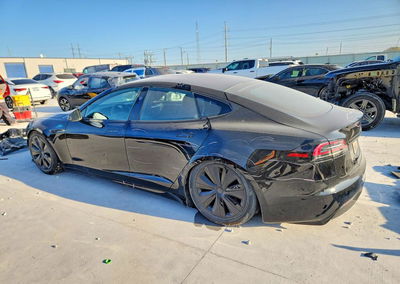 2023 Tesla Model S, daño Frontal, Copart lote 64551756, foto 2 de 15