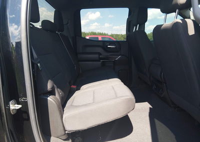 2021 Chevrolet Silverado 1500 4wd  Short Bed Custom Trail Boss, daño Trasero izquierdo, Iaai lote 46080315, foto 8 de 16