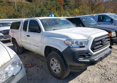 2022 Toyota Tacoma Sr, daño Abolladuras/rayones menores, Copart lote 73637576, foto 4 de 12