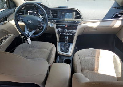 2019 Hyundai Elantra Value Edition, daño Frontal, Copart lote 66651816, foto 8 de 14