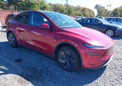 2026 Tesla Model Y All-wheel Drive/long Range Launch Series/premium All-wheel Drive, Left Side damage, Iaai lot 46290075