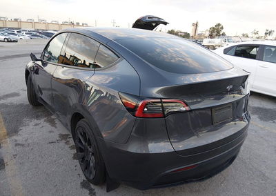 2023 Tesla Model Y Awd/long Range Dual Motor All-wheel Drive, daño Frontal izquierdo, Iaai lote 46063947, foto 3 de 20
