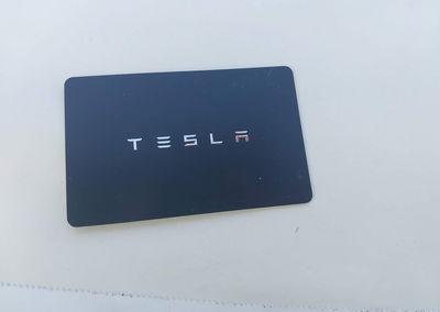 2023 Tesla Model Y Awd/long Range Dual Motor All-wheel Drive, daño Frontal derecho, Iaai lote 45904354, foto 11 de 19