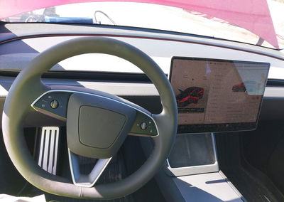 2026 Tesla Model Y All-wheel Drive/long Range Launch Series/premium All-wheel Drive, Left Side damage, Iaai lot 46290075,