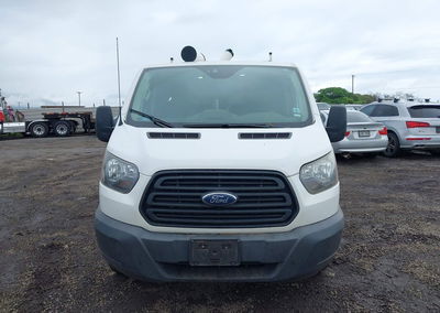 2019 Ford Transit-150, daño Volcadura, Iaai lote 44845324, foto 12 de 16
