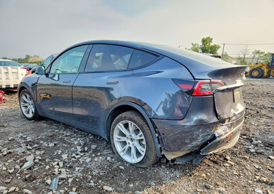 2021 Tesla Model Y, uszkodzenie: Przód, Copart lot 64145956, zdjęcie 2 z 13