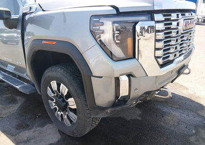 2025 Gmc Sierra 2500hd 4wd  Standard Bed Denali, daño Theft, Iaai lote 46003418, foto 17 de 19