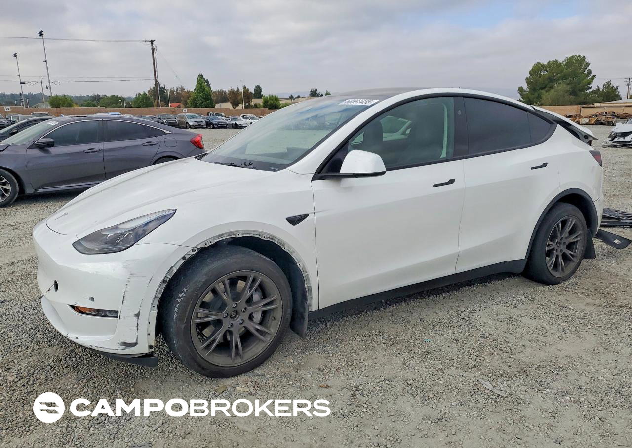 2024 Tesla Model Y, uszkodzenie: Tył, Copart lot 68897436