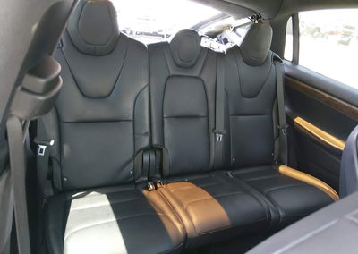 2019 Tesla Model X 100d/75d/long Range, daño Trasero, Iaai lote 45841570, foto 8 de 21