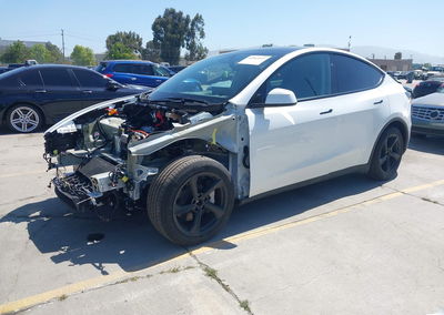 2026 Tesla Model Y All-wheel Drive/long Range Launch Series/premium All-wheel Drive, Front End damage, Iaai lot 44964027,