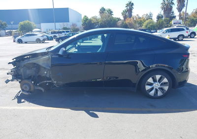 2023 Tesla Model Y Awd/long Range Dual Motor All-wheel Drive, daño Frontal, Iaai lote 46205614, foto 14 de 18