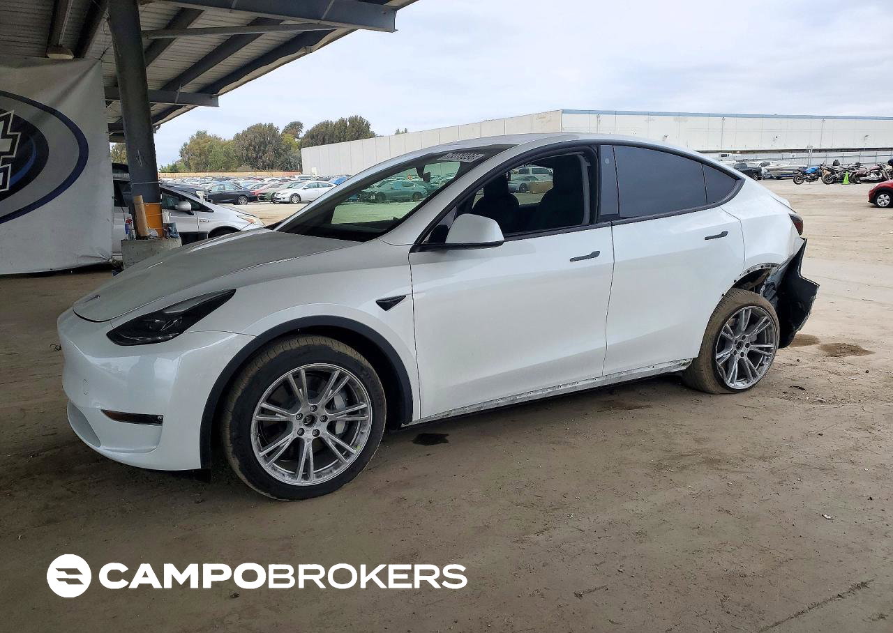 2023 Tesla Model Y, daño Trasero, Copart lote 73376096