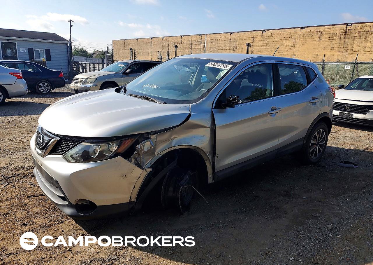 2019 Nissan Rogue Sport S, daño Frontal, Copart lote 64038196