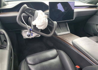 2021 Tesla Model S, daño Bajos, Copart lote 72547696, foto 8 de 14
