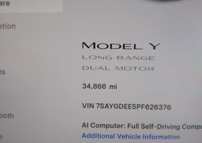 2023 Tesla Model Y Awd/long Range Dual Motor All-wheel Drive, daño Frontal izquierdo, Iaai lote 46063947, foto 16 de 20