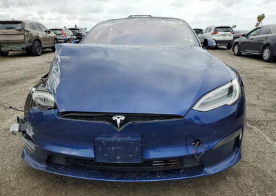 2021 Tesla Model S, daño Bajos, Copart lote 72547696, foto 5 de 14