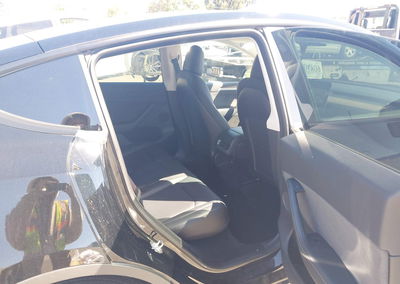 2023 Tesla Model Y Awd/long Range Dual Motor All-wheel Drive, daño Frontal, Iaai lote 46205614, foto 8 de 18