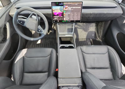 2026 Tesla Model Y, daño Frontal, Copart lote 66390446, foto 8 de 14