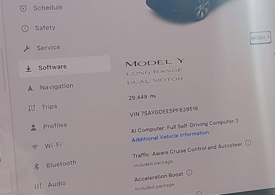 2023 Tesla Model Y Awd/long Range Dual Motor All-wheel Drive, daño Frontal, Iaai lote 46205614, foto 15 de 18