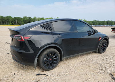 2021 Tesla Model Y, Minor Dents/Scratches damage, Copart lot 61363656, photo 3 of 12