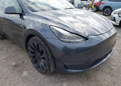 2022 Tesla Model Y Performance Dual Motor All-wheel Drive, daño Electrical, Iaai lote 46231414, foto 6 de 18