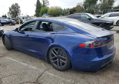 2021 Tesla Model S, daño Bajos, Copart lote 72547696, foto 2 de 14