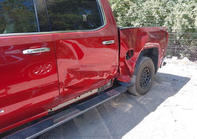 2021 Gmc Sierra 1500 4wd  Short Box Slt, daño Lateral izquierdo, Iaai lote 46044187, foto 6 de 16