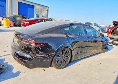 2023 Tesla Model S, daño Frontal, Copart lote 64551756, foto 3 de 15