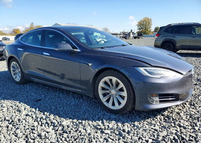 2020 Tesla Model S, daño Frontal, Copart lote 73991456, foto 4 de 14