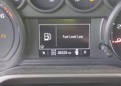 2021 Chevrolet Silverado 1500 4wd  Short Bed Custom Trail Boss, daño Trasero izquierdo, Iaai lote 46080315, foto 15 de 16