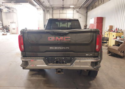 2022 Gmc Sierra 3500hd Slt, Rear damage, Iaai lot 44893100, photo 15 of 19
