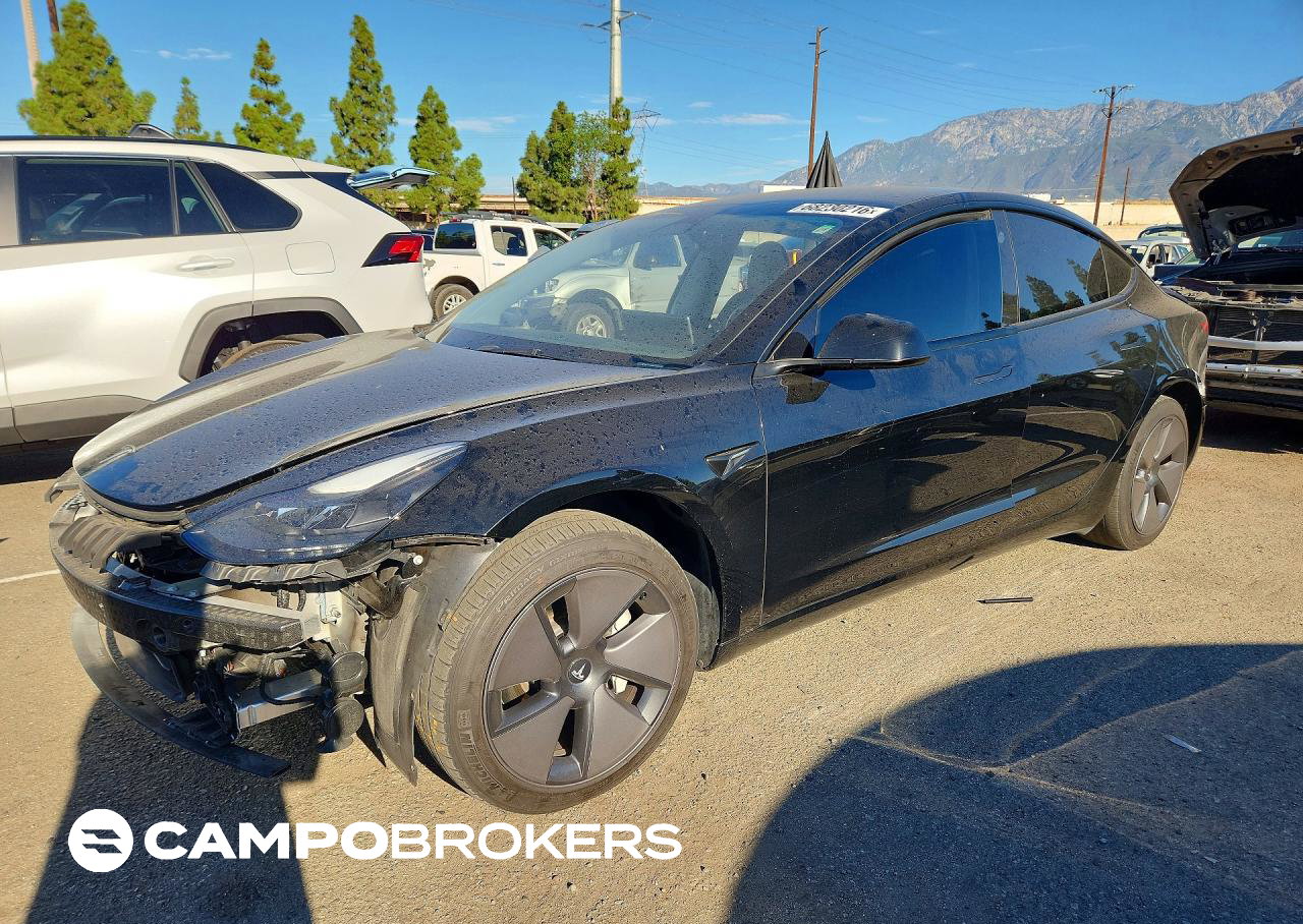 2023 Tesla Model 3, daño Lateral, Copart lote 68230216