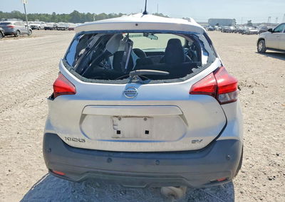 2020 Nissan Kicks Sv, daño Volcadura, Copart lote 66337076, foto 6 de 14