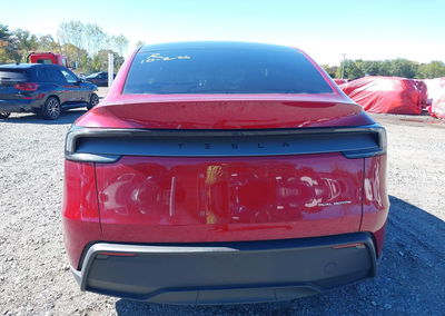 2026 Tesla Model Y All-wheel Drive/long Range Launch Series/premium All-wheel Drive, Left Side damage, Iaai lot 46290075,