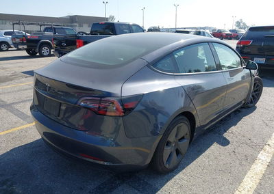 2023 Tesla Model 3 Rear-wheel Drive, uszkodzenie: Dachowanie, Iaai lot 45433230, zdjęcie 4 z 20