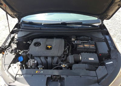 2019 Hyundai Elantra Value Edition, daño Frontal, Copart lote 66651816, foto 11 de 14