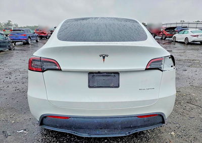 2023 Tesla Model Y, uszkodzenie: Przód, Copart lot 70141056, zdjęcie 6 z 12