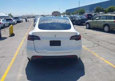 2023 Tesla Model Y Awd/long Range Dual Motor All-wheel Drive, daño Frontal derecho, Iaai lote 45904354, foto 17 de 19