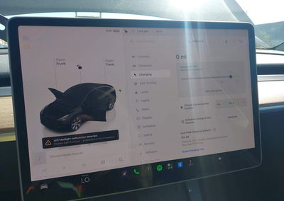 2023 Tesla Model Y Awd/long Range Dual Motor All-wheel Drive, daño Frontal, Iaai lote 46205614, foto 17 de 18