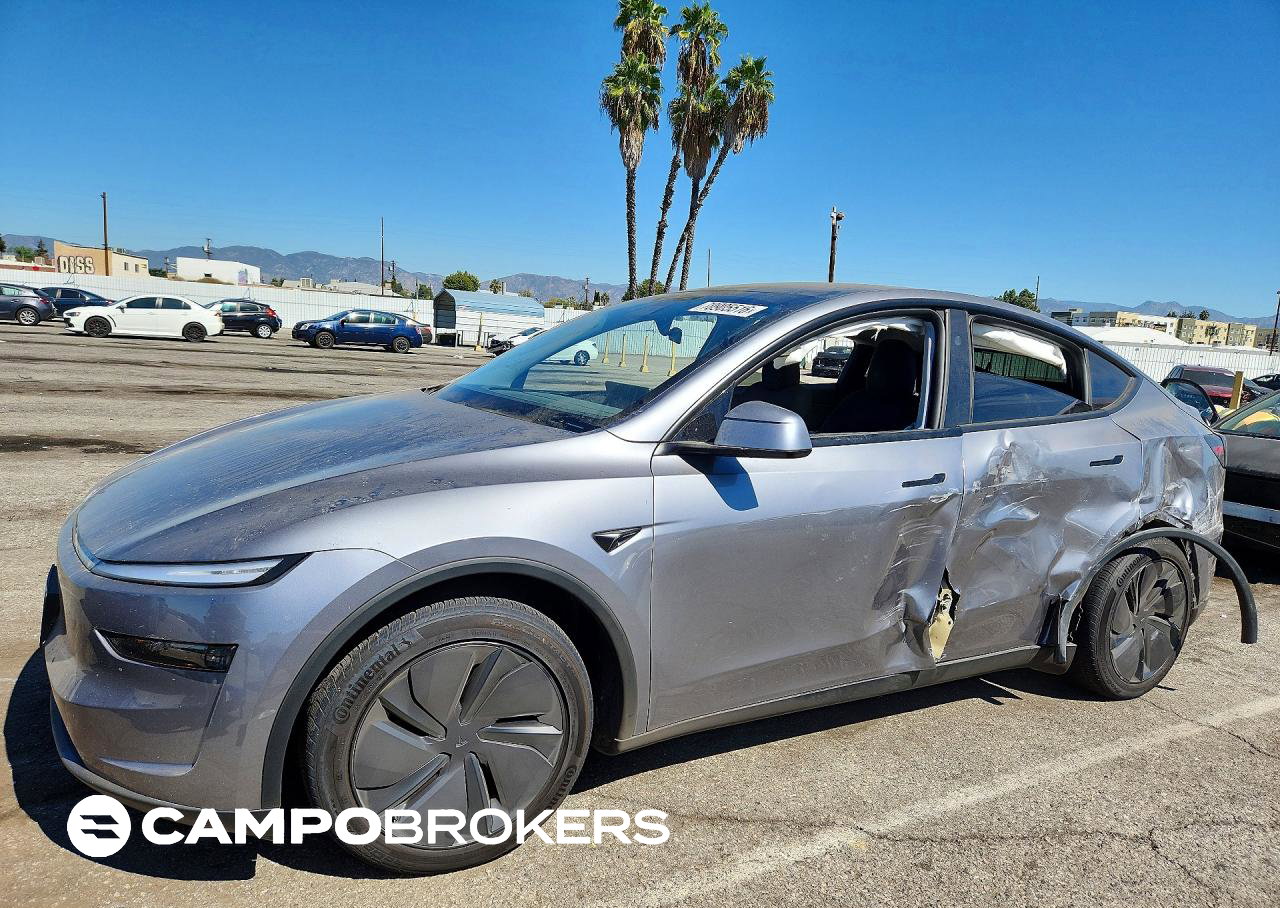 2026 Tesla Model Y, Side damage, Copart lot 70905516