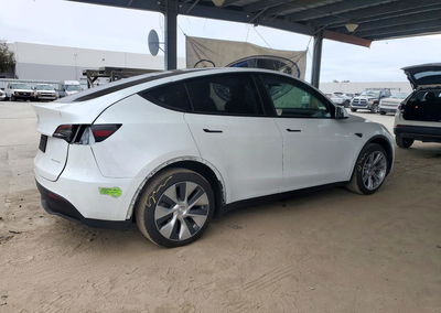 2023 Tesla Model Y, daño Trasero, Copart lote 73376096, foto 3 de 15