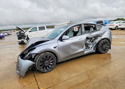 2024 Tesla Model Y, Front End damage, Copart lot 69462076