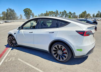 2022 Tesla Model Y, daño Frontal, Copart lote 67380416, foto 2 de 16