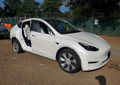 2023 Tesla Model Y, uszkodzenie: Tył, Copart lot 67141826, zdjęcie 4 z 15