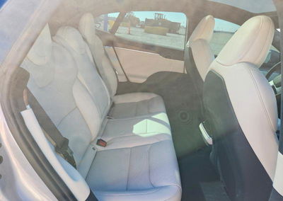 2025 Tesla Model S, daño Granizo, Copart lote 69565146, foto 10 de 14
