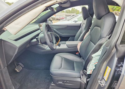 2026 Tesla Model Y, daño Trasero, Copart lote 69526266, foto 7 de 12