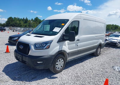 2025 Ford Transit-150, daño Trasero, Iaai lote 46041407, foto 2 de 16