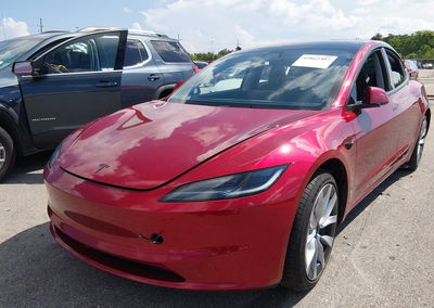 2026 Tesla Model 3 Premium Rear-wheel Drive/rear-wheel Drive, daño Lateral derecho, Iaai lote 45862307, foto 2 de 15