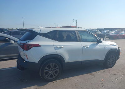2021 Kia Seltos Lx, пошкодження: Front & Rear, Iaai лот 46012189, фото 14 з 17